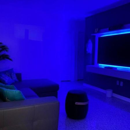 Stayover In Miami Home 2Br - 1Bth - Free Parking 外观 照片