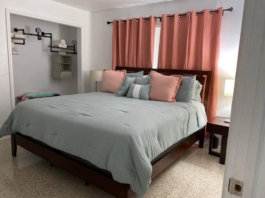 Stayover In Miami Home 2Br - 1Bth - Free Parking 外观 照片