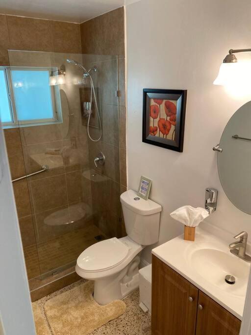 Stayover In Miami Home 2Br - 1Bth - Free Parking 外观 照片
