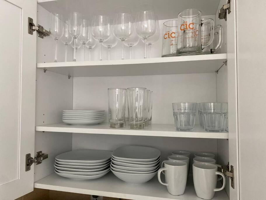 Stayover In Miami Home 2Br - 1Bth - Free Parking 外观 照片