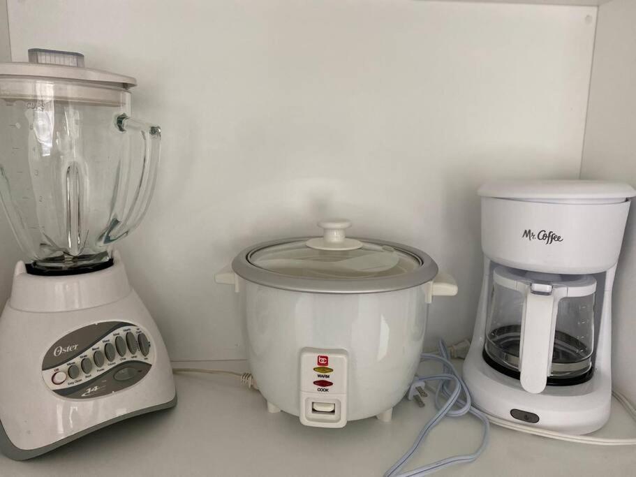 Stayover In Miami Home 2Br - 1Bth - Free Parking 外观 照片